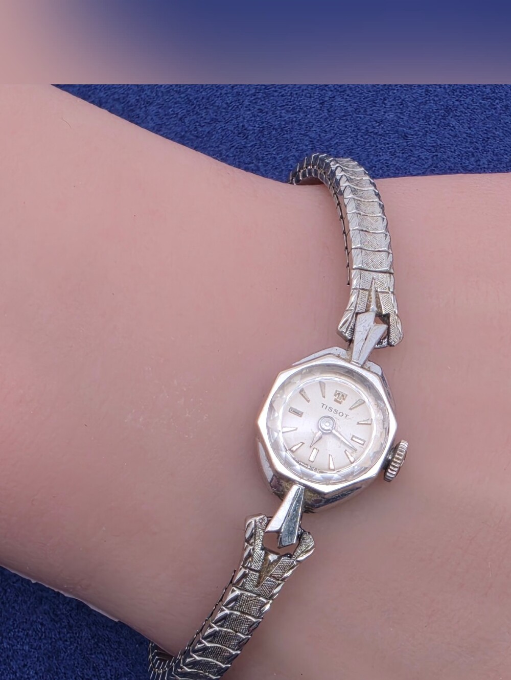 Vintage Tissot Mechanical Ladies Cocktail Wristwatch 14k White Gold Case